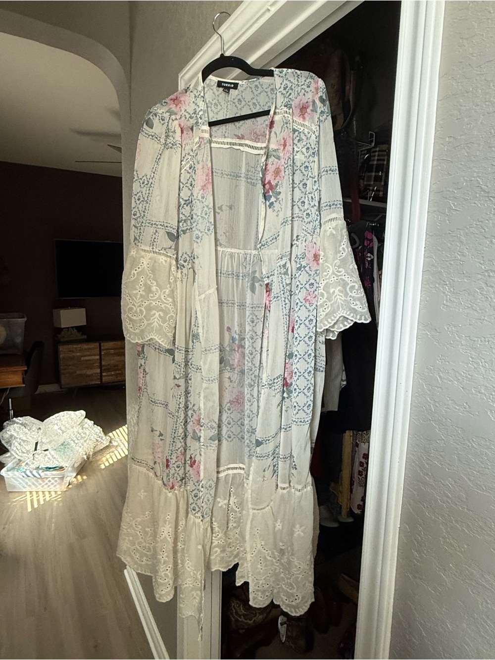 torrid Cream Kimono Top with Blue Floral Print and Pink Accents